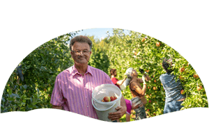 Imker Dieter Bräuning aus Herrenberg